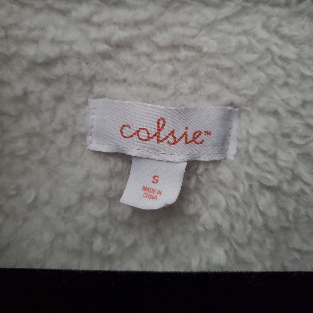 Colsie Teddy Pullover - image 3
